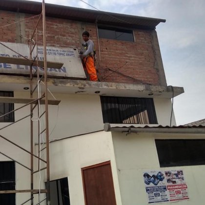 parte superior del centro de salud sin acabado