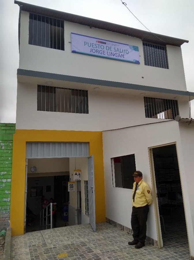 fachada del puesto de salud Jorge Lingan en Carabayllo donde efectuamos el servicio de mantenimieno e infreastructuras